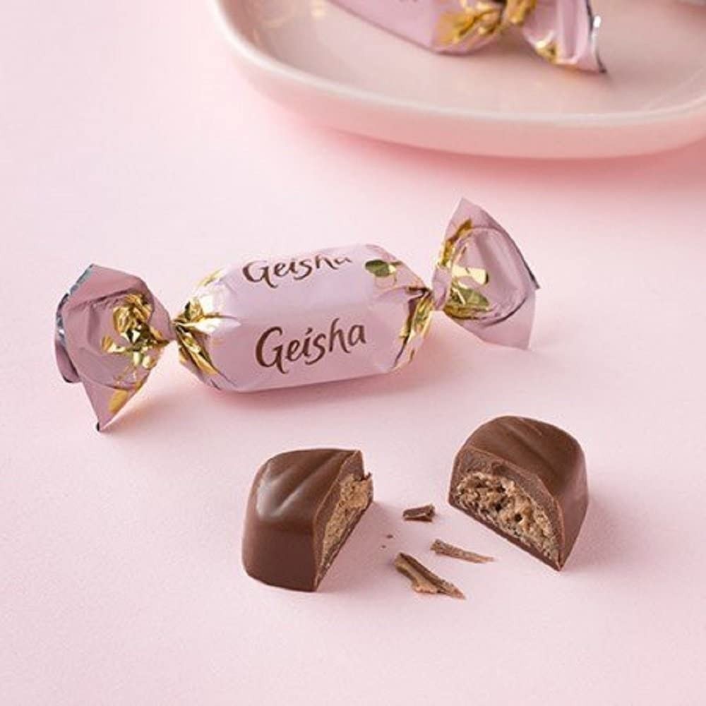 Geisha Chocolate Pralines Heart Box 225g